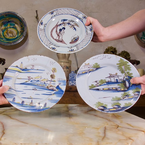 A Set Of Three 18Th Century Bristol Delft Plates 