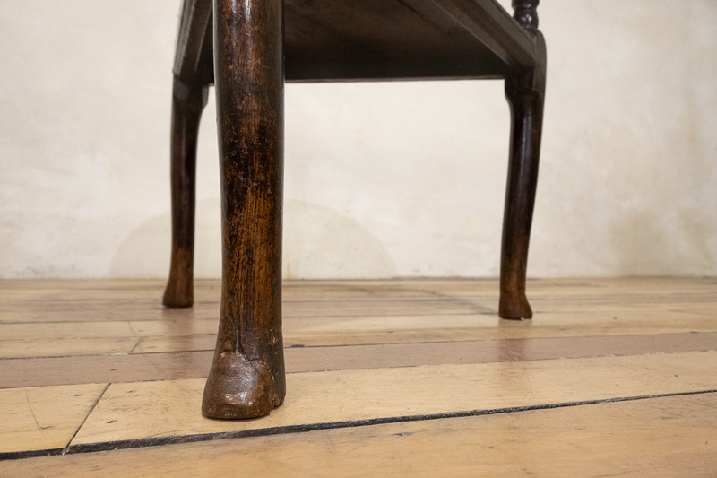 An 18th Century Oak Cricket Table-pappilon-dsc-0742-main-637971155814627378.jpg