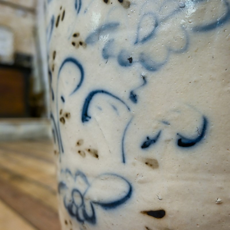 A Large 19Th Century Blue And White Ovoid Ceramic Jar - Cizhou Wear-pappilon-dsc-1196-main-638082893010700135.jpg