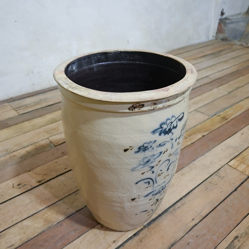 A Large 19Th Century Blue And White Ovoid Ceramic Jar - Cizhou Wear-pappilon-dsc-1207-main-638082893061480306.jpg