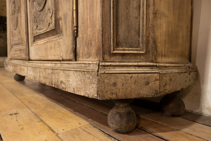 A Mid 18th Century French Walnut Cupboard - Alsace-pappilon-dsc-1902-main-637717160994950004.jpg