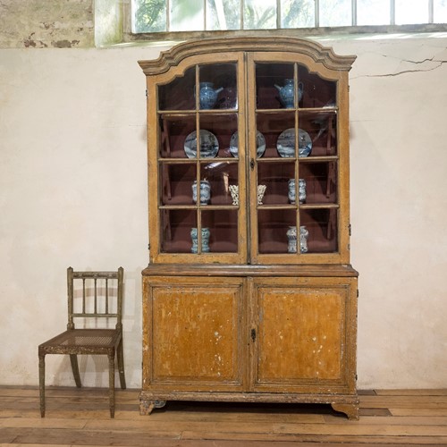 An 18th Century Dutch Vitrine glazed cabinet 