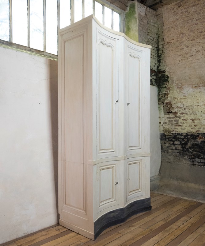 A French Mid 19th Century Serpentine Armoire Paint-pappilon-dsc-3578-main-637691181861261740.jpg