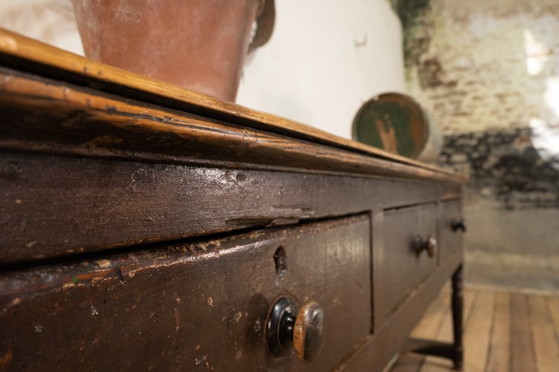 18Th Century West Country Painted Potboard Dresser Base-pappilon-dsc-4000-main-637717191237897468.jpg