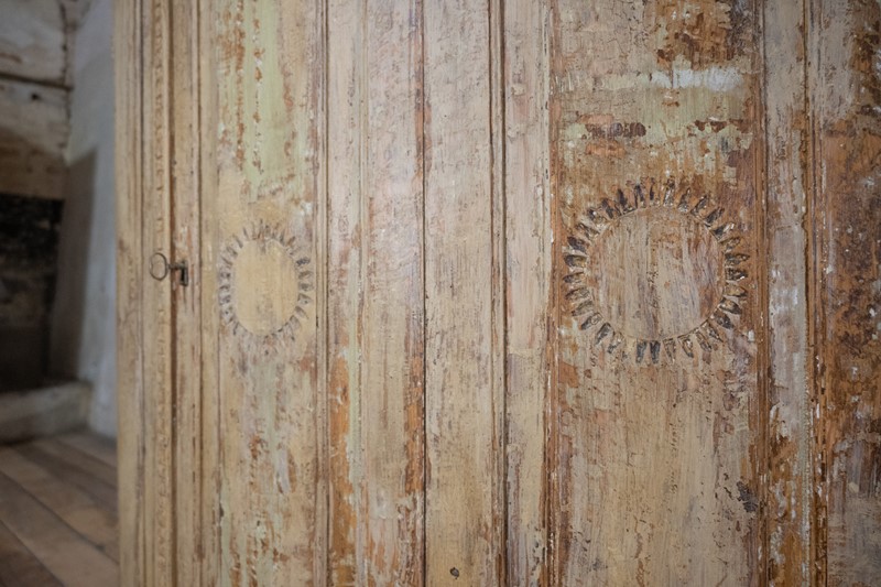 A 18th Century Swedish Corner Cupboard Dry Scraped-pappilon-dsc-4442-main-637781963093484151.jpg