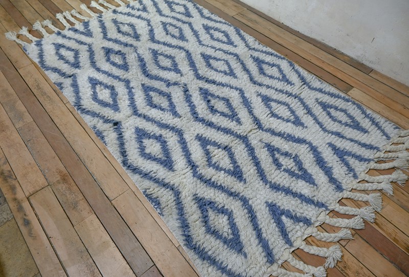 A Large Decorative Mid 20Th Century Moroccan Berber Rug - Carpet -pappilon-dsc-4524-main-638066228848019731.jpg