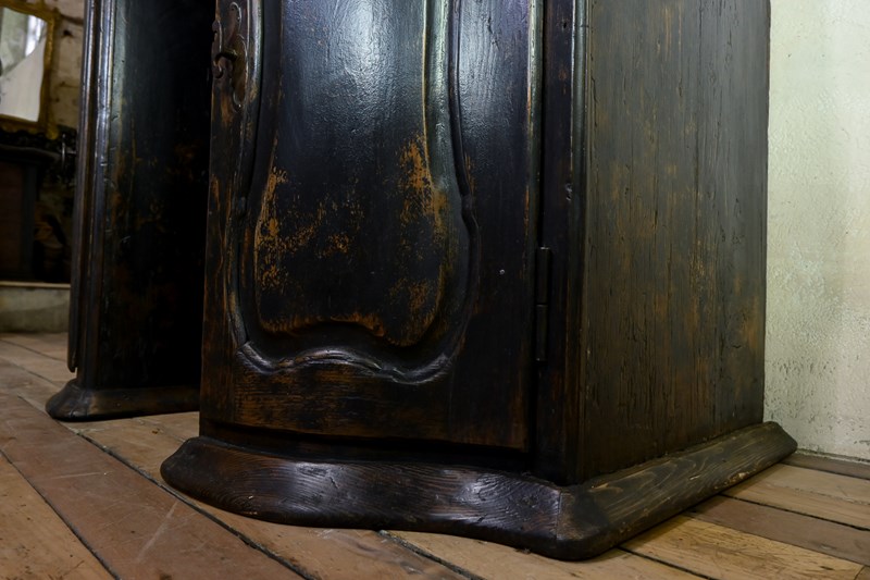 A 17Th Century North Italian Ebonised Baroque Desk-pappilon-dsc-5967-main-638180203987134658.jpg
