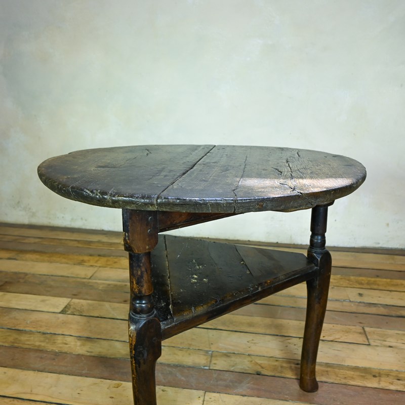 18Th Century Country House Oak Cricket Table-pappilon-dsc-6538-main-638200339539177580.jpg