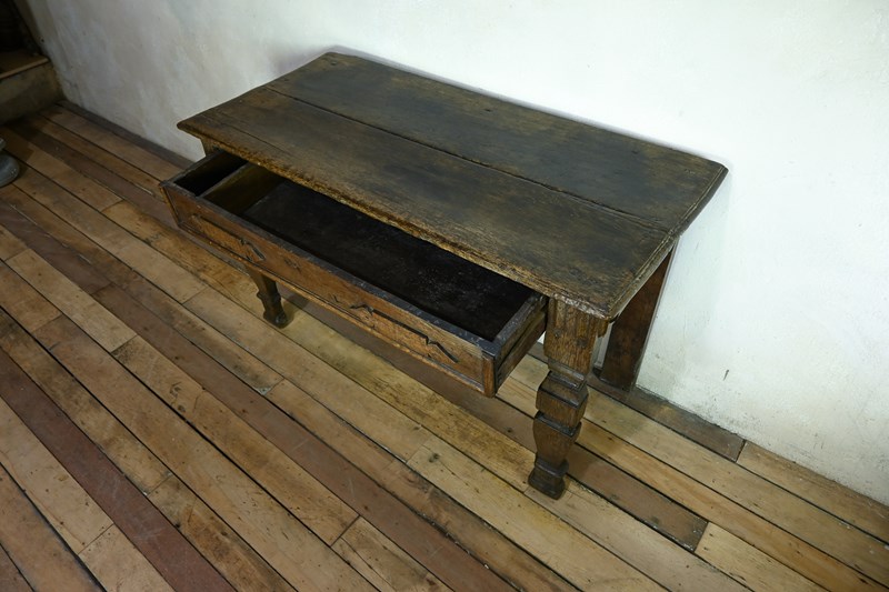 A 17Th Century Provincial Oak Console Table - Desk -pappilon-dsc-6684-main-638200303589855681.jpg