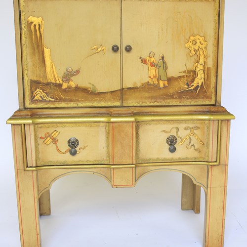 Fine Chinoiserie Decorated  Bedside Cupboard Circa 1900