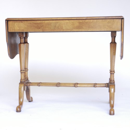 Walnut Queen Anne Style Drop Leaf Coffee Table 1930S