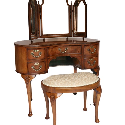 Queen Anne Style Walnut Kidney Dressing Table
