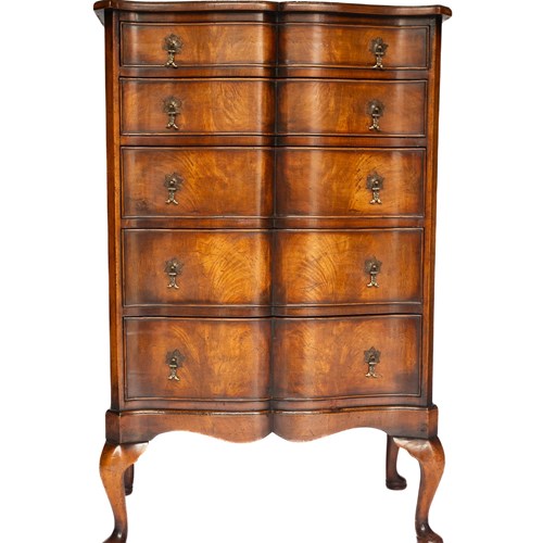 Walnut Queen Anne Style 5 Drawer Chest 1920S