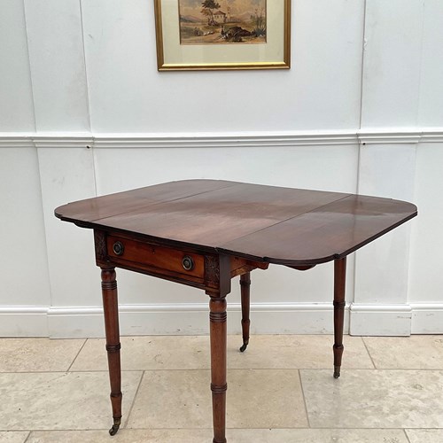 Mahogany Pembroke Table 