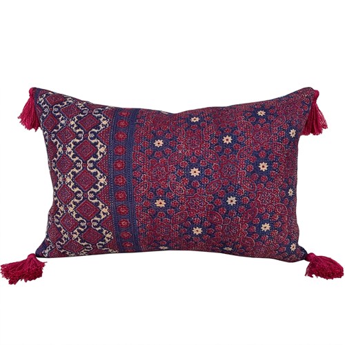 Sami Quilt Cushions With Tasssels