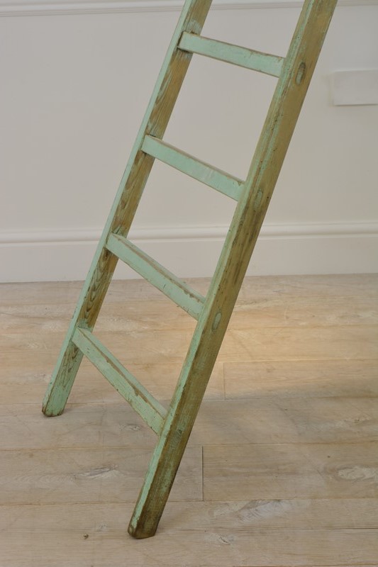 Original Painted Ladders-phoenix-antiques-dsc-0012-main-637784483607032072.JPG
