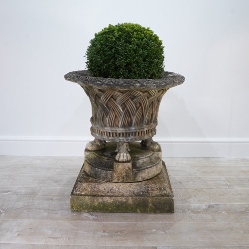 Centre Piece Urn