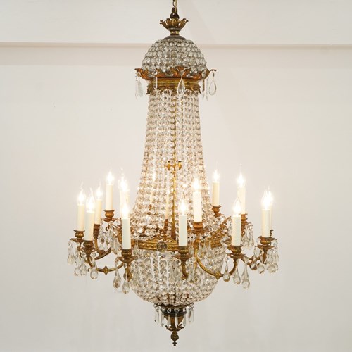 ﻿Opulent Tent And Bag Chandelier