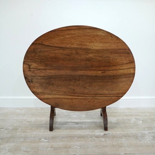 Large Oval Vendange Table