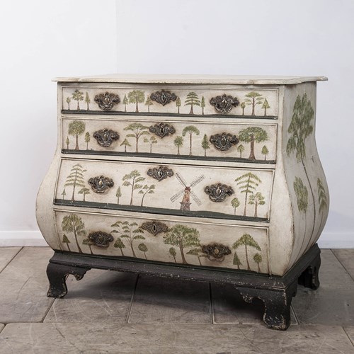 Dutch Bombe Commode 