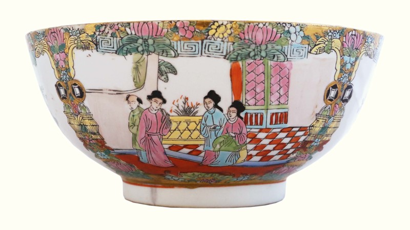Chinese famille rose punch bowl-prior-willis-antiques-8101-4-main-637807718890138915.jpg