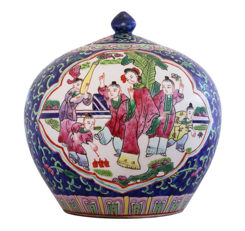 Chinese TongZhi Ginger Temple Jar Famille Rose-prior-willis-antiques-8105-3-main-637807728173781496.jpg