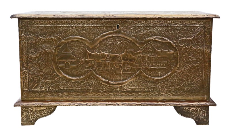 Antique Chinoiserie brass coffer chest-prior-willis-antiques-8189-2-main-638021227674584114.jpg
