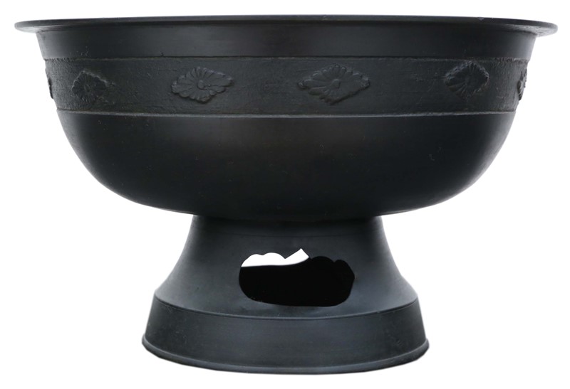 Antique Japanese bronze bowl planter Jardiniere-prior-willis-antiques-8237-4-main-637948544113343827.jpg
