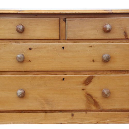 Antique 19Th Century Large Pine Chest Of Four Drawers – Fine Quality