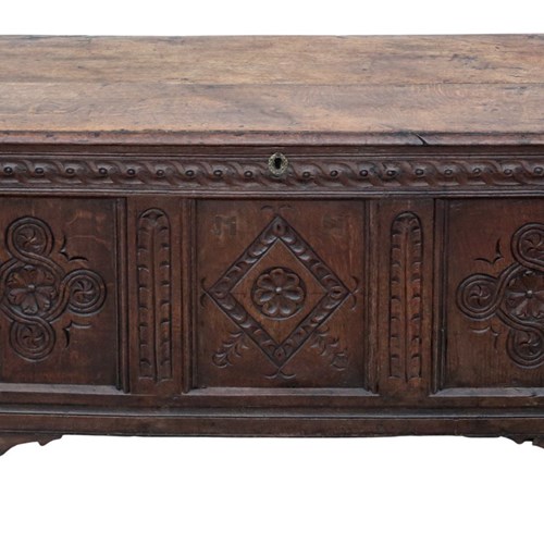 18Th Century Large Carved Oak Coffer With Candle Box – Quality Marriage Chest