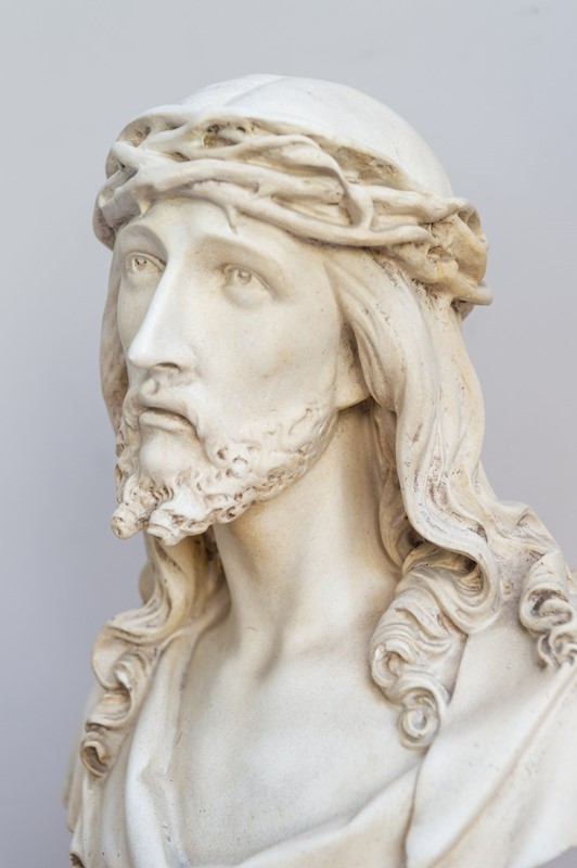 Academy Plaster Bust Of Christ, Crown Of Thorns.-project-vintage-astrikingearly20thcenturyacademyplasterbustofchrist-002-1080x-main-637568794796540426.jpg