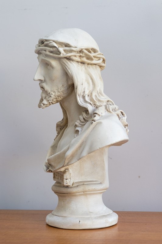 Academy Plaster Bust Of Christ, Crown Of Thorns.-project-vintage-astrikingearly20thcenturyacademyplasterbustofchrist-004-1080x-main-637568794802321511.jpg