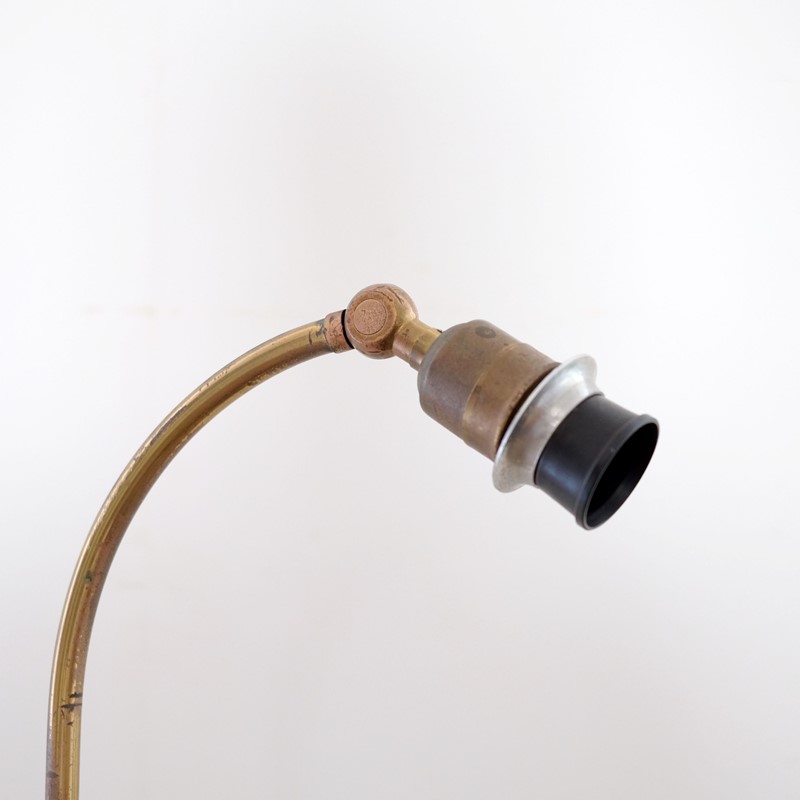 Elegant Brass Floor Lamp-puckhaber-decorative-antiques-brass-floor-light-3-main-637949590573991031.jpg