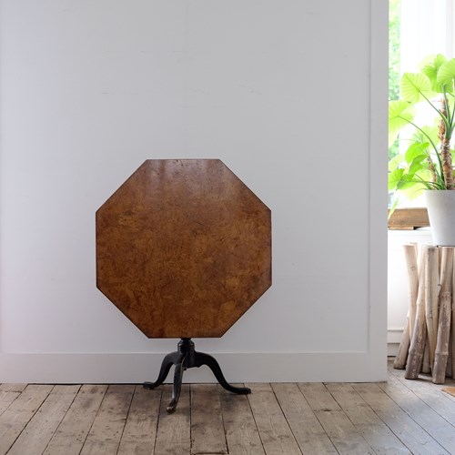 Octagonal Swedish Table