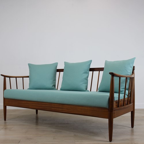 Greaves & Thomas Villager Daybed Sofa