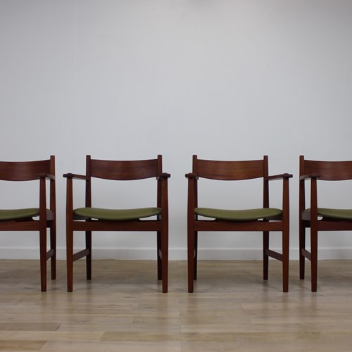 Set Of 4 Hans Wegner CH39 Teak Chairs