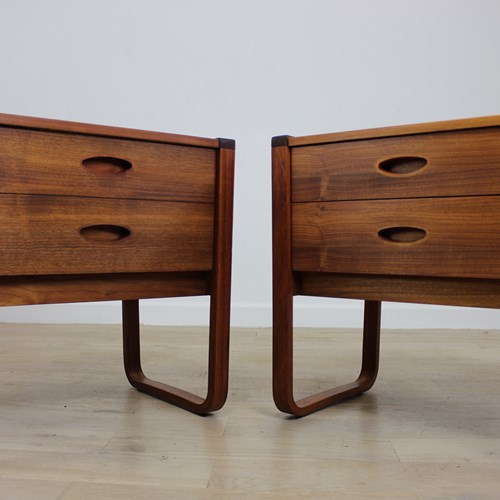 Rare Pair Of Uniflex K Range Bedside Chests By Peter Hayward