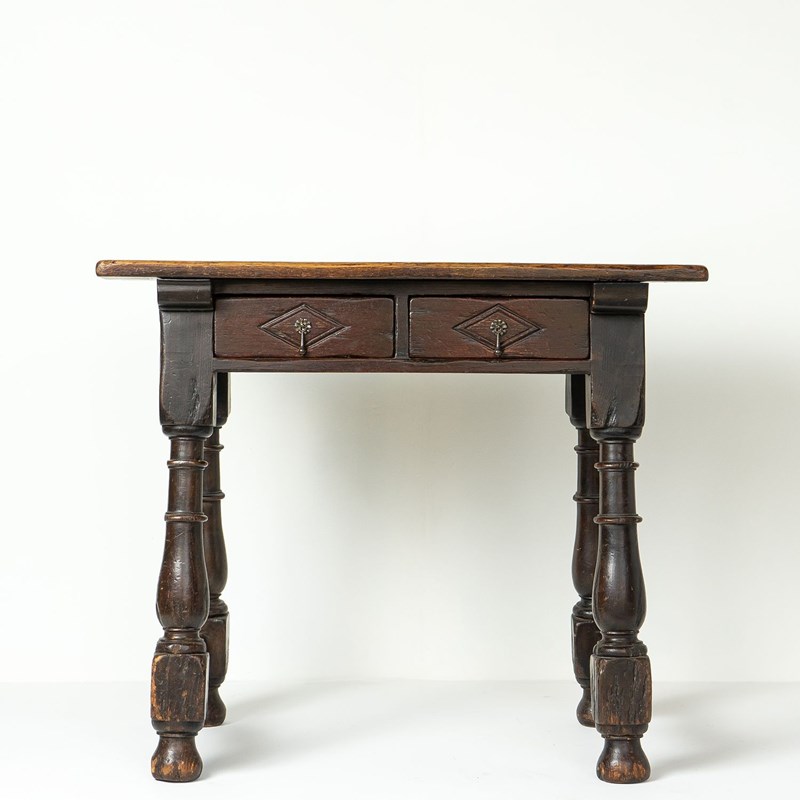 Chunky Spanish Baroque Oak Side Table With Baluster Legs, 17Th Century-rag-and-bone-1-dsc05322-main-638131281638387367.jpeg