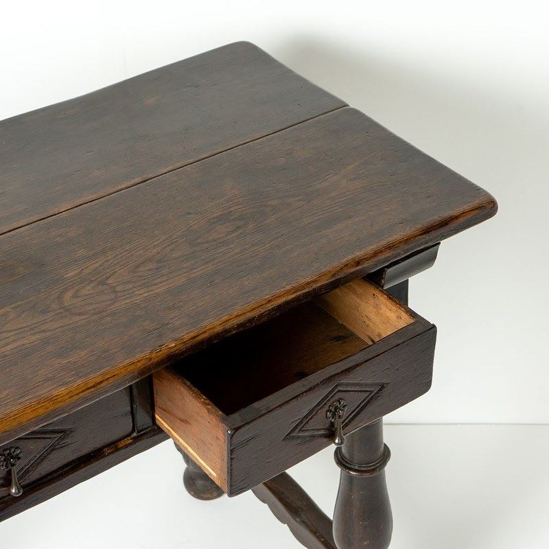 Chunky Spanish Baroque Oak Side Table With Baluster Legs, 17Th Century-rag-and-bone-10-dsc05334-main-638131281876451201.jpeg