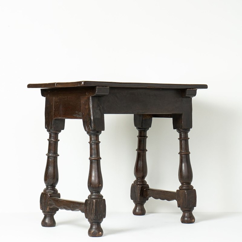 Chunky Spanish Baroque Oak Side Table With Baluster Legs, 17Th Century-rag-and-bone-3-dsc05340-main-638131281685444530.jpeg