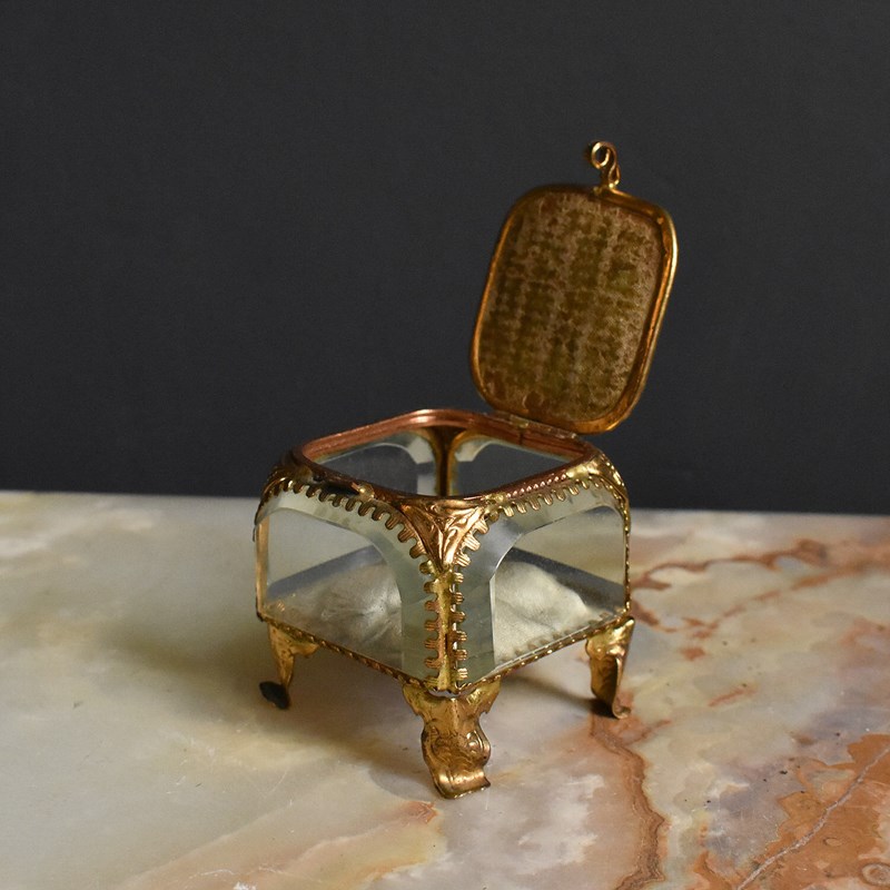 Antique French Gilt Brass And Cut Glass Souvenir Jewellery Casket, 19Th Century-rag-and-bone-dsc-0133-1-main-638158634324766292.jpeg