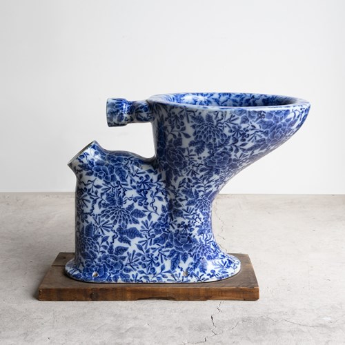 Antique Victorian Doulton & Co. 'Simplicitas' Toilet With Transfer Decoration
