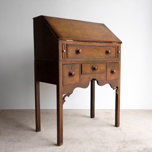 Antique Georgian Oak Bureau, Writing Desk With Drawers, 18Th Century