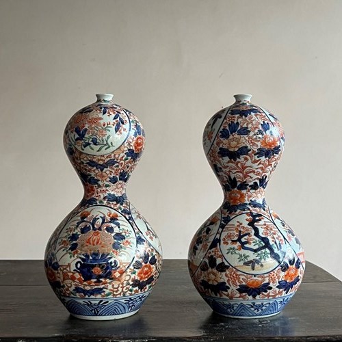 A Pair Of 19Thc Imari Double Gourd Vases