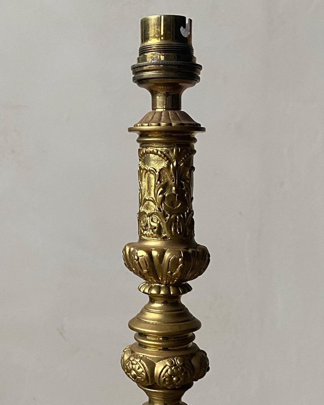 Antique Gilt Brass Table Lamp-repton-co-3-3-6-77-main-637830250305704586.jpeg