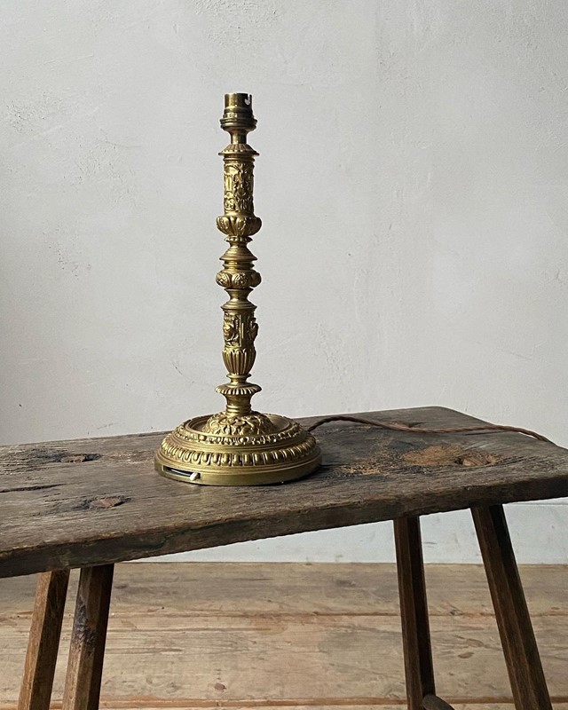 Antique Gilt Brass Table Lamp-repton-co-6-6-5-51-main-637830250379961626.jpeg