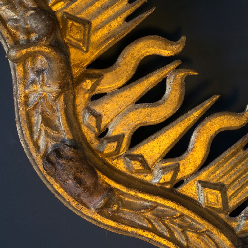 18Th Century Giltwood Sunburst Surmount-roche-coward-antiques-carved-giltwood-surmount-00003-main-637405451440164561.jpg