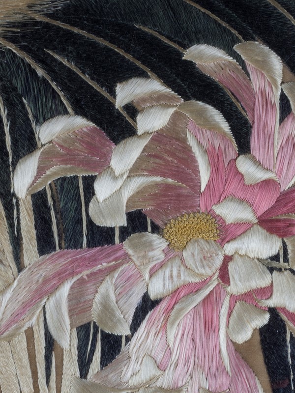 Exceptional Framed Meiji Embroidery-roche-coward-antiques-japanese-meiji-embroidery-chickens-00005-main-637264260383366903.jpg