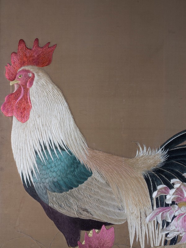 Exceptional Framed Meiji Embroidery-roche-coward-antiques-japanese-meiji-embroidery-chickens-00009-main-637264260428679168.jpg