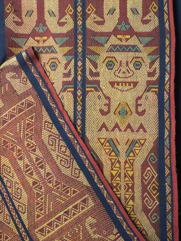 A Pair Of Mid Century Sumba Pahikung Textiles-roche-coward-sumba-pahikung-hangings-00029-main-638200816617401212.jpg
